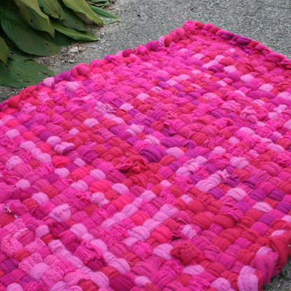 PDF Tutorial — Rug, Weave a Potholder Rug, Upcycle Your Clothing, Learn to weave a potholder Rug from the originator, Crispina ffrench